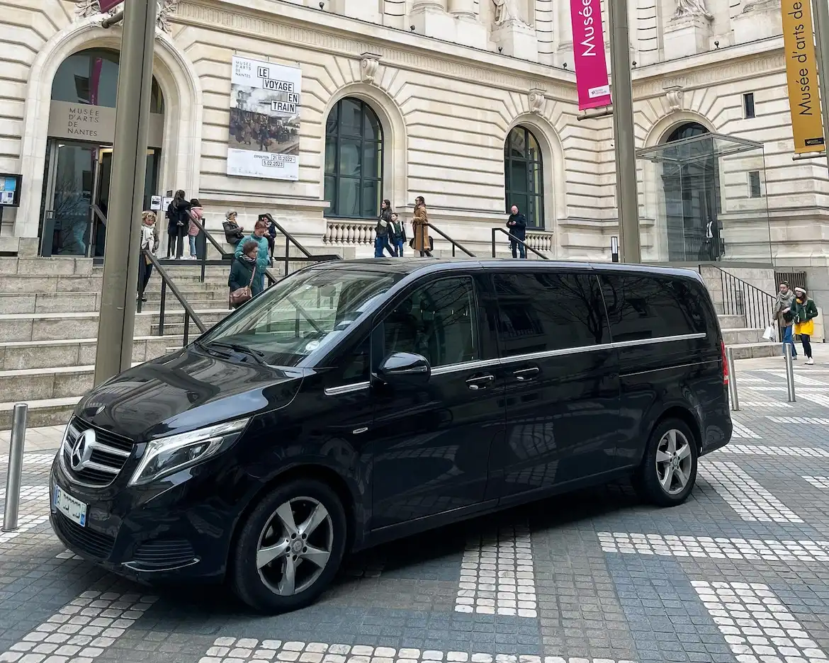 Photo Descubra la ciudad de otra manera con nuestro servicio VTC